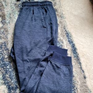 Underarmour cold gear sweats